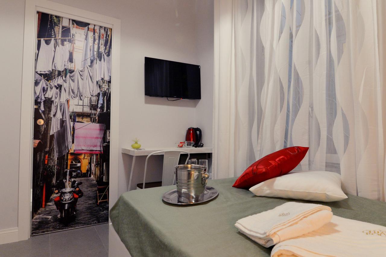 Chiaia Roof Bed & Breakfast Naples Exterior photo